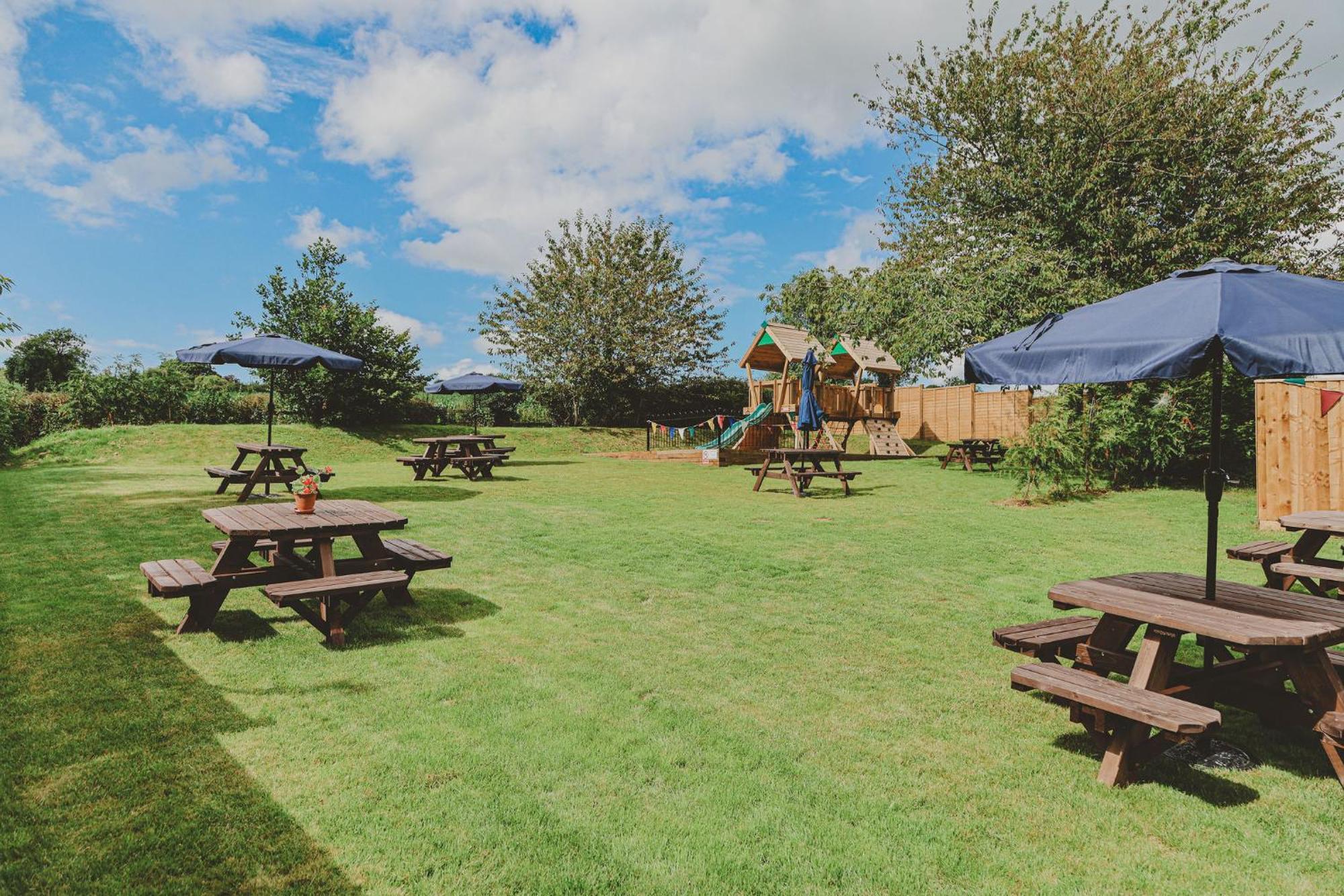 The Butterleigh Inn Cullompton Buitenkant foto